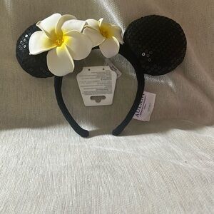 Disney Black Sequin Minnie Ears with White Flowers